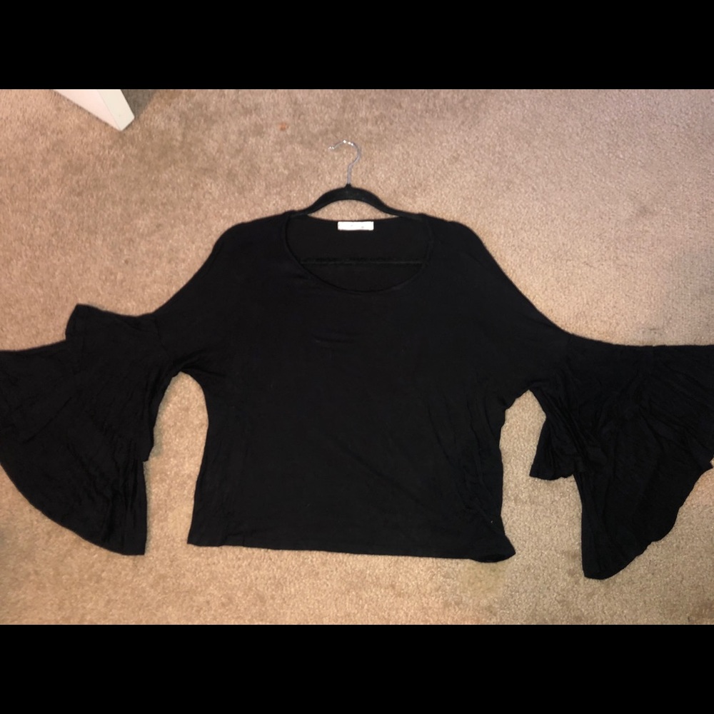 BLACK TOP